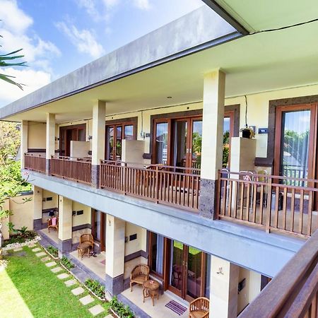 Sakura Guest House Canggu Екстериор снимка